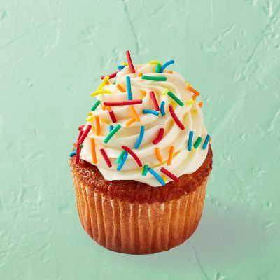 RAINBOW SPRINKLES CUPCAKE